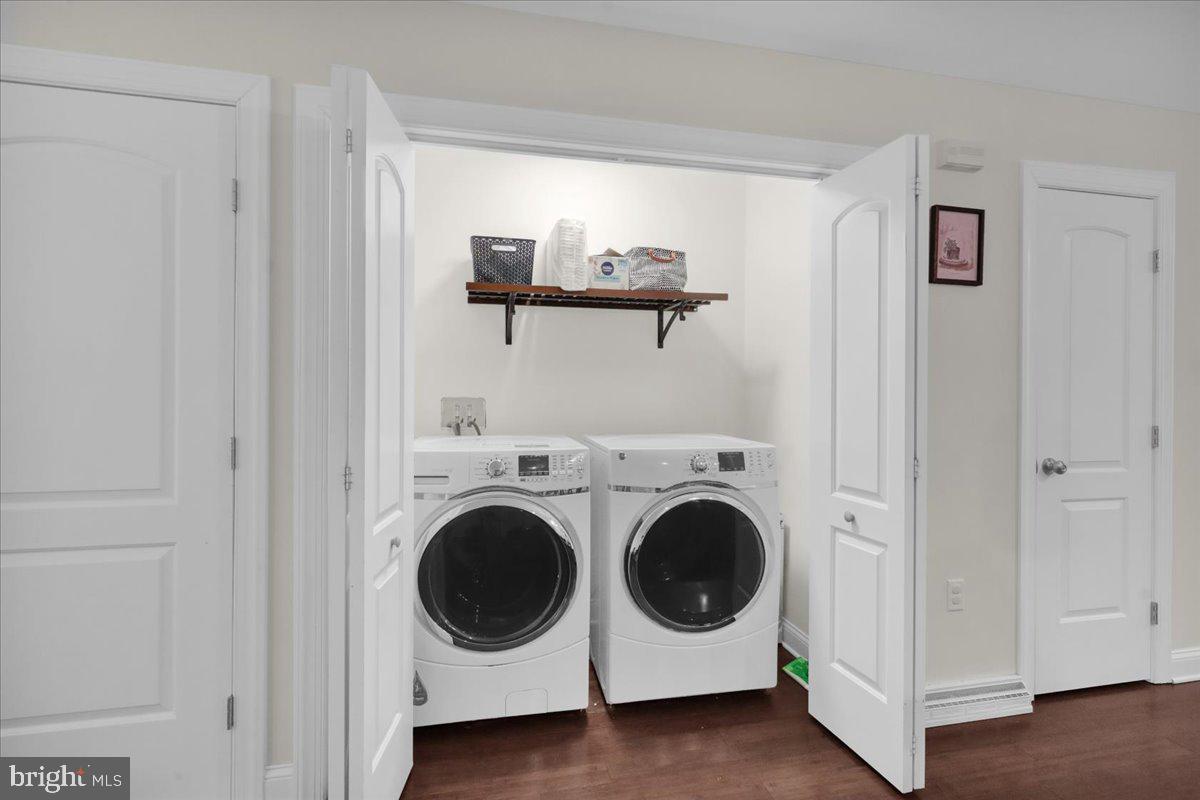 368 Granite Street Lebanon, PA 17042 - Photo 13 of 26 Laundry Closet 1st floor (washer/dryer stay)