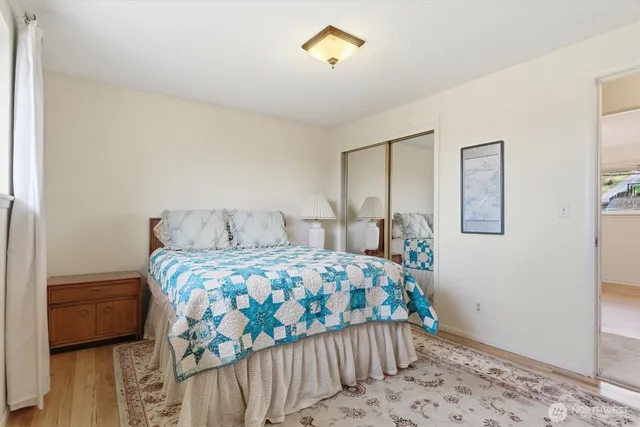 $499,900 | 3719 Petersville Road Northeast, Bremerton, WA 98310