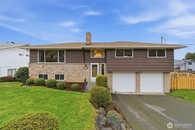 $499,900 | 3719 Petersville Road Northeast, Bremerton, WA 98310