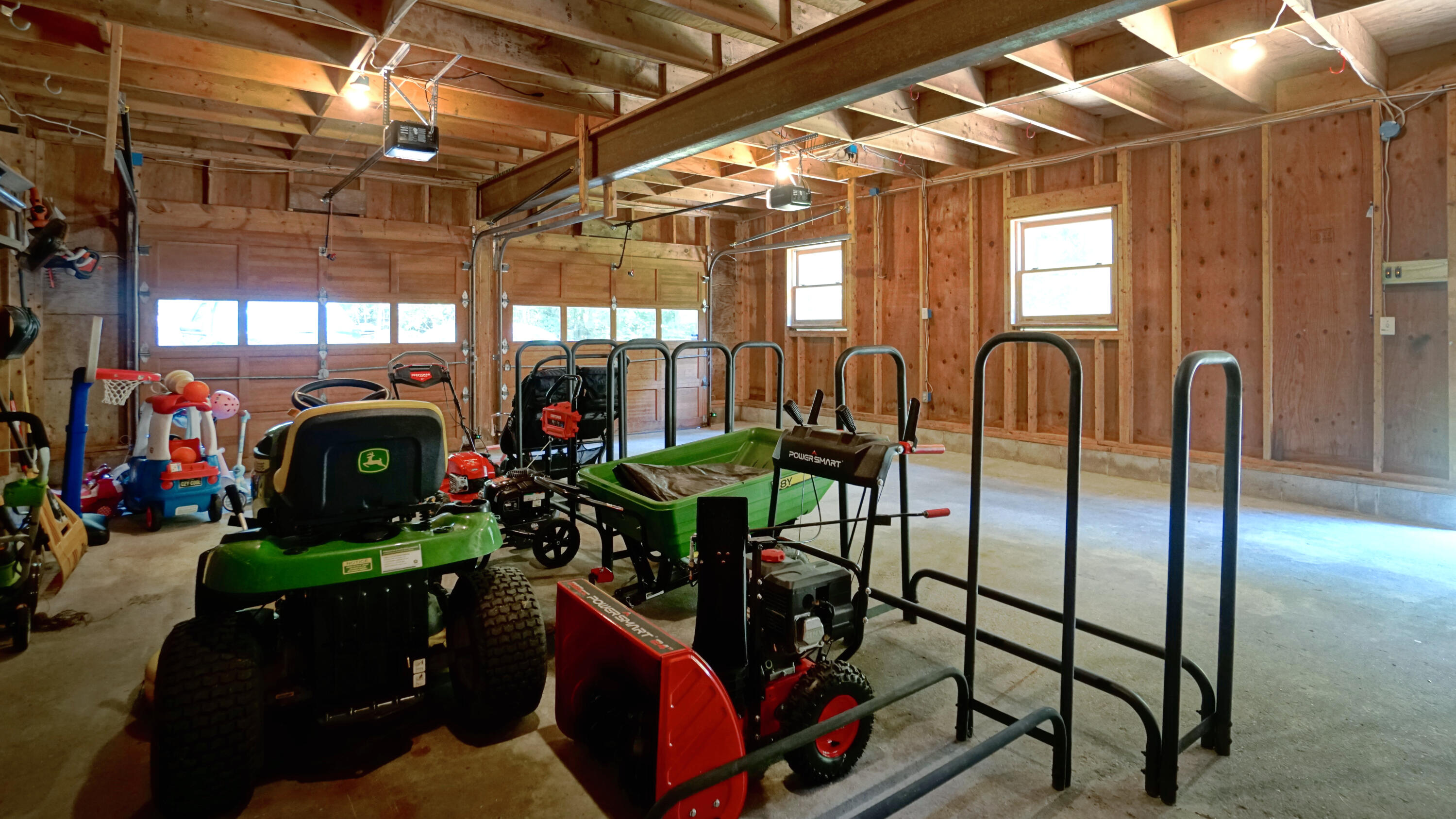 5 Cresthaven Road Windham, ME 04062 - Photo 51 of 56 Garage