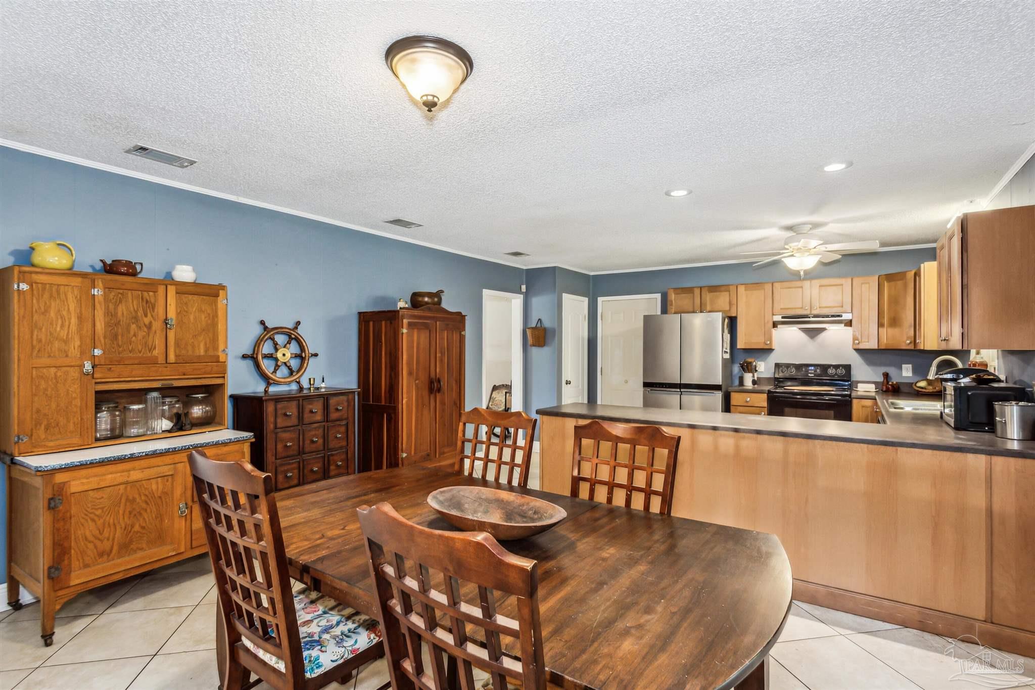 4530 Tree Line Drive Pensacola, FL 32504 - Photo 13 of 24