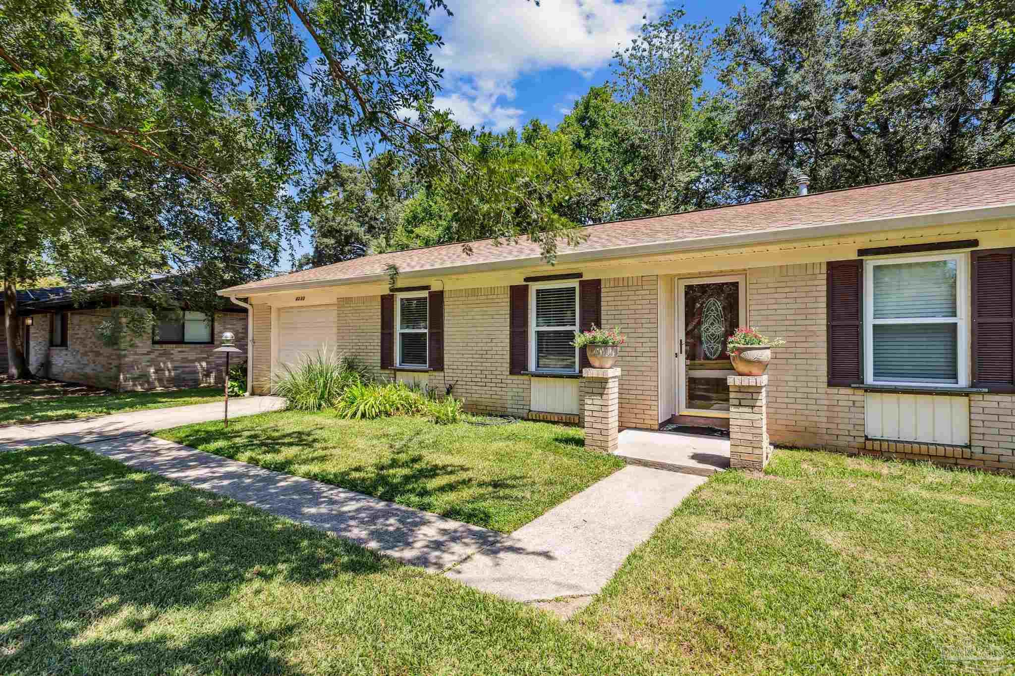 4530 Tree Line Drive Pensacola, FL 32504 - Photo 7 of 24