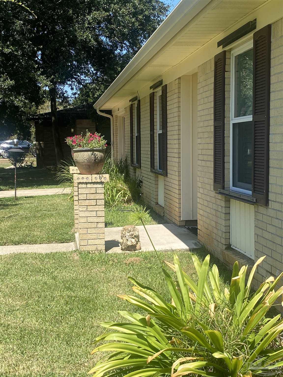 4530 Tree Line Drive Pensacola, FL 32504 - Photo 8 of 24