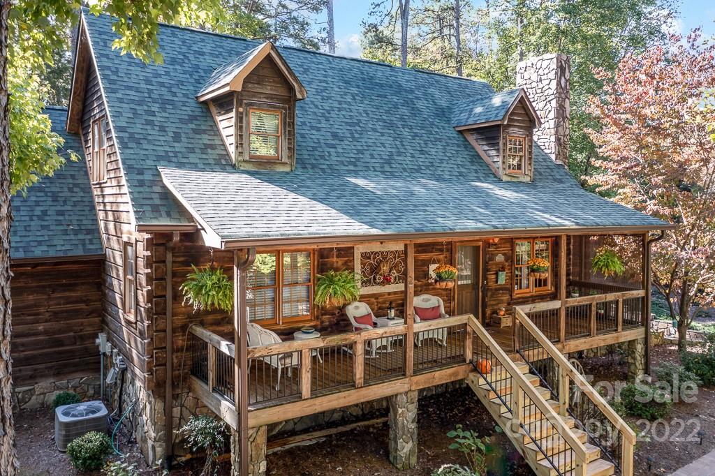7224 Price Point Denver, NC 28037 - Photo 17 of 31 an aerial view of a house with balcony and wooden fence