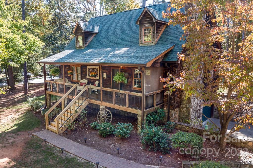 7224 Price Point Denver, NC 28037 - Photo 18 of 31 front view of a house with a yard