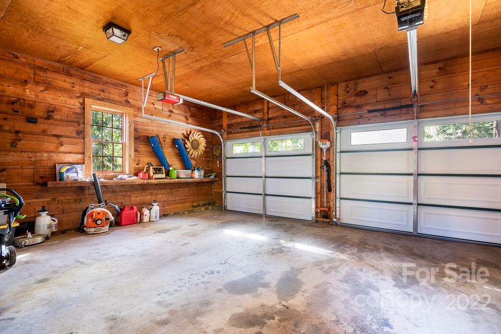 7224 Price Point Denver, NC 28037 - Photo 25 of 31 a view of garage