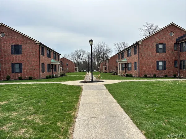 $135,000 | 3901 Main Street, Unit 10D, Amherst, NY 14226