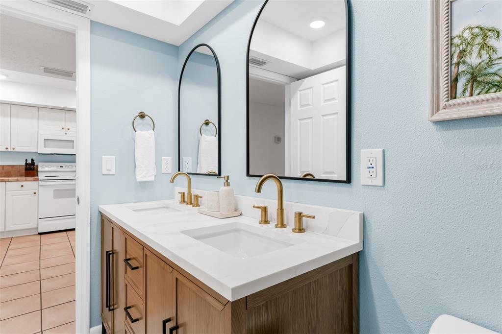 17500 Gulf Boulevard, Unit 407 Redington Shores, FL 33708 - Photo 38 of 53