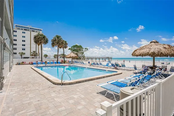 $1,250,000 | 17500 Gulf Boulevard, Unit 407, Redington Shores, FL 33708