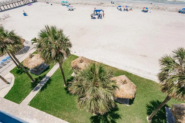 $1,250,000 | 17500 Gulf Boulevard, Unit 407, Redington Shores, FL 33708