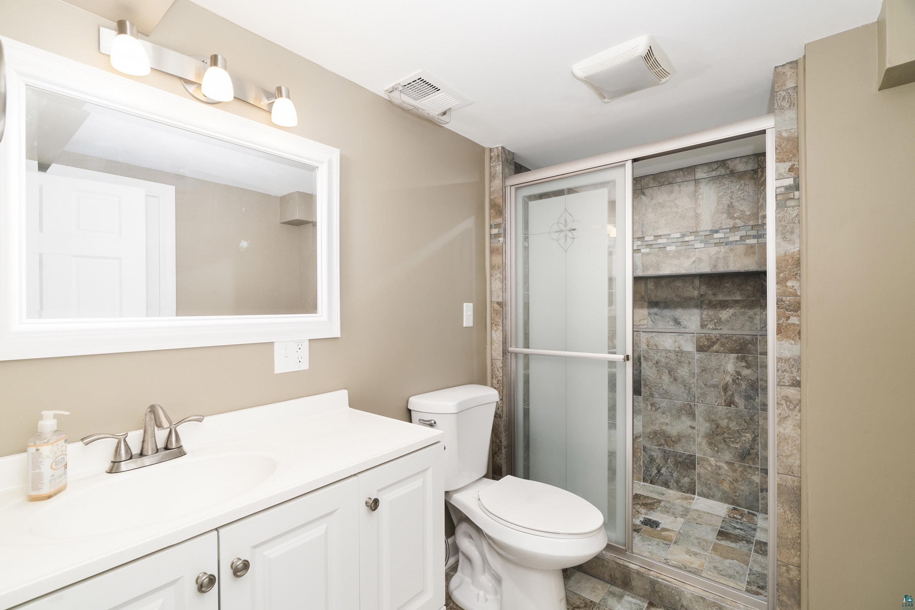 4015 London Road Duluth, MN 55804 - Photo 17 of 26