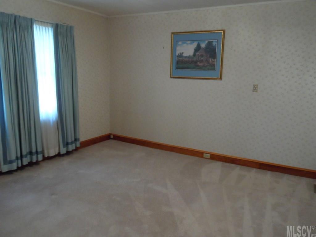 1603 Falls Road Valdese, NC 28690 - Photo 10 of 13 Gallery Image 10