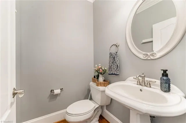 $550,000 | 7600 Cedar Chase Drive, Greensboro, NC 27455