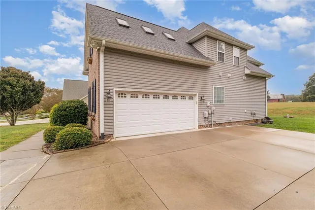 $550,000 | 7600 Cedar Chase Drive, Greensboro, NC 27455