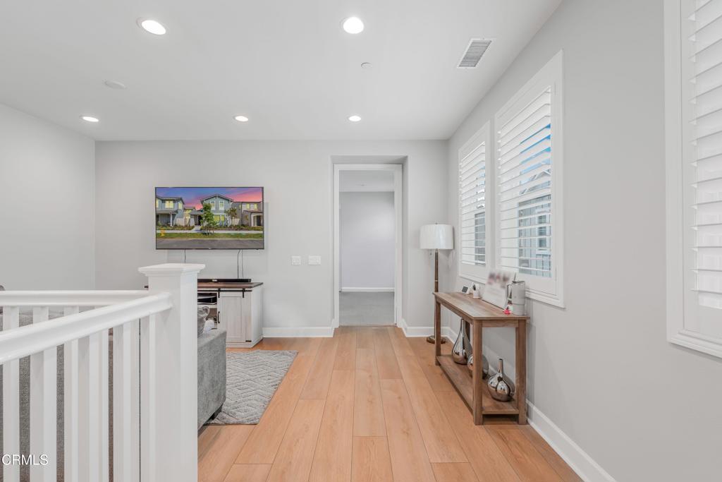10824 Red Blf Road Ventura, CA 93004 - Photo 12 of 36