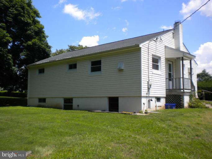4604 Lander Road Jefferson, MD 21755 - Photo 4 of 15 Exterior (Rear)