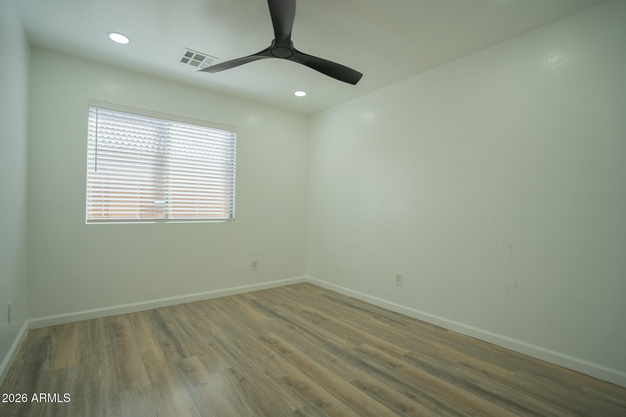 17207 West Durango Street Goodyear, AZ 85338 - Photo 13 of 32