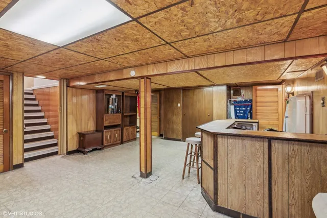 $199,900 | 16645 Cottage Grove Avenue, South Holland, IL 60473