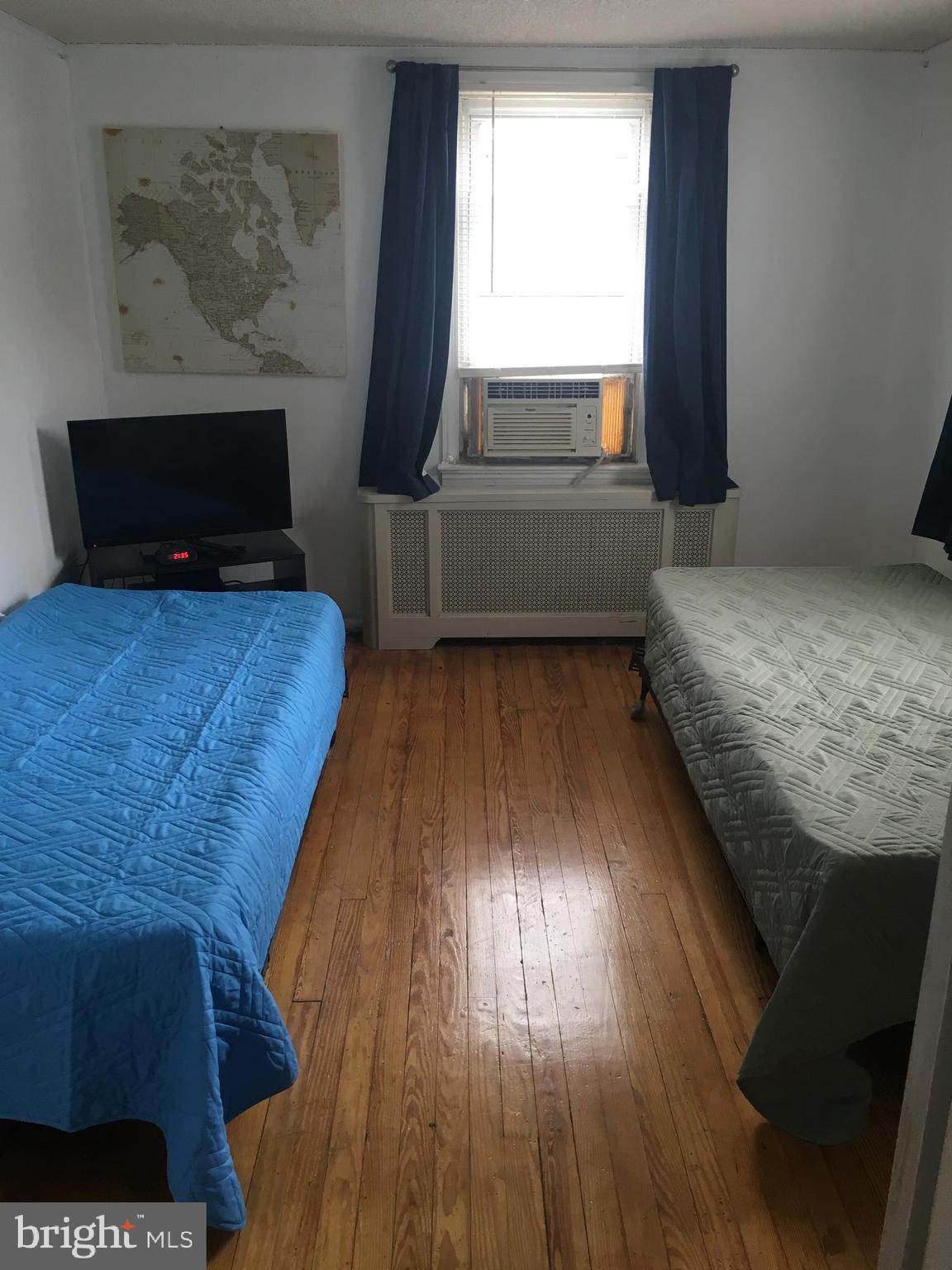 527 Clements Bridge Road Barrington, NJ 08007 - Photo 15 of 20 Bedroom 2