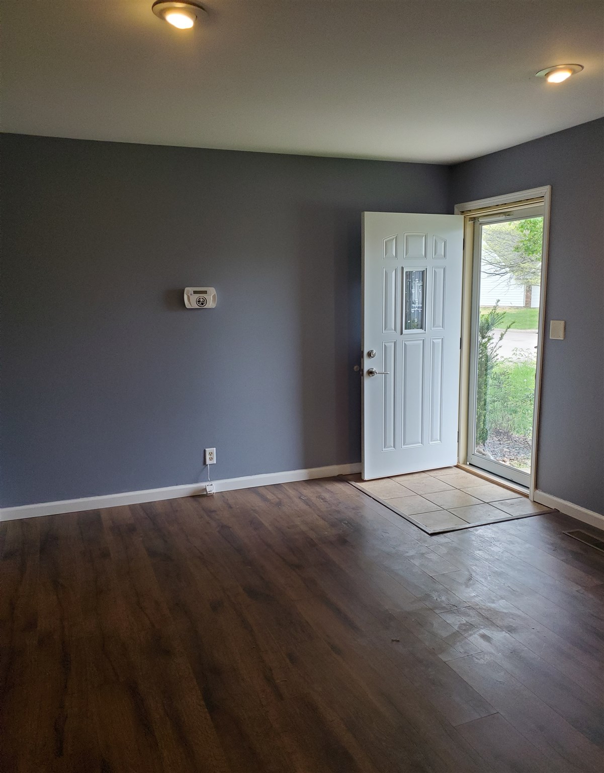 4216 Spring Valley Road Evansville, IN 47715 - Photo 3 of 18