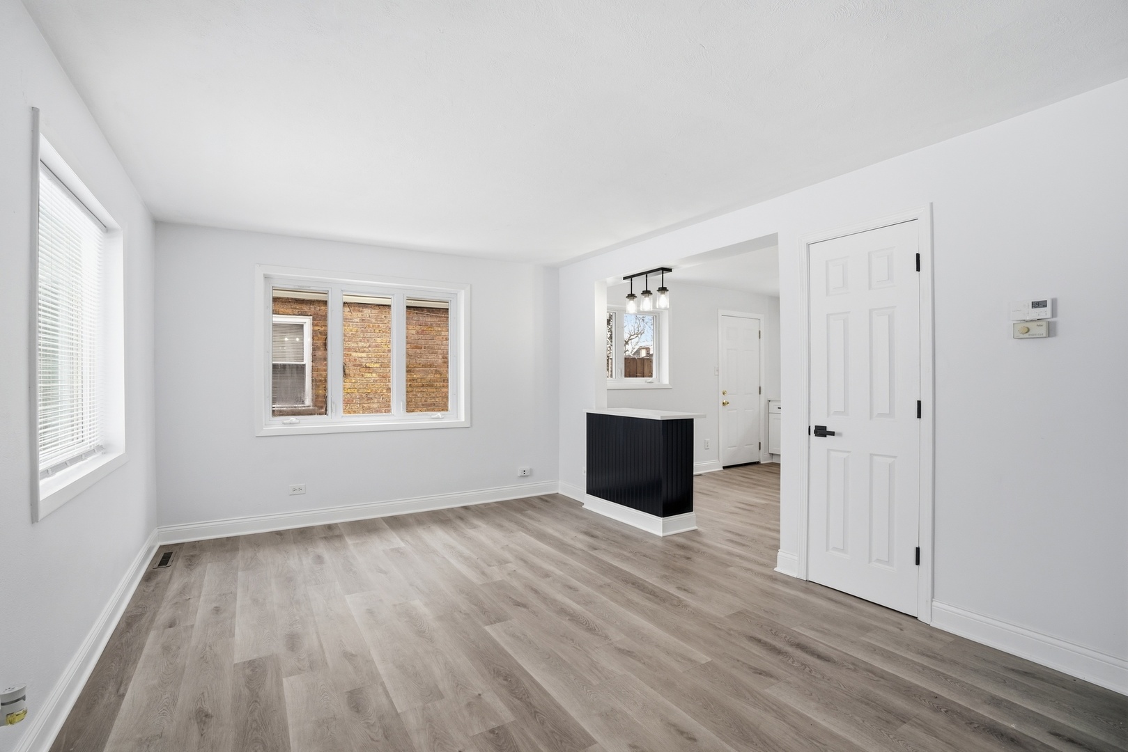 3645 177th Place Lansing, IL 60438 - Photo 2 of 18