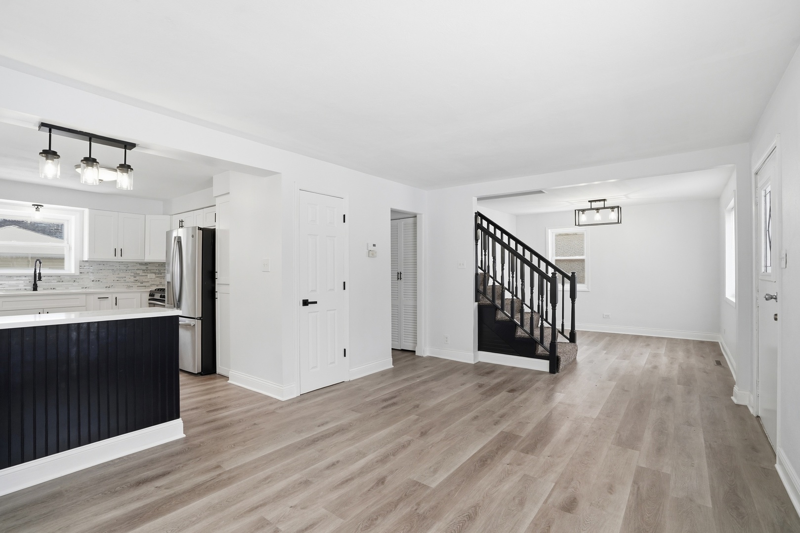 3645 177th Place Lansing, IL 60438 - Photo 3 of 18