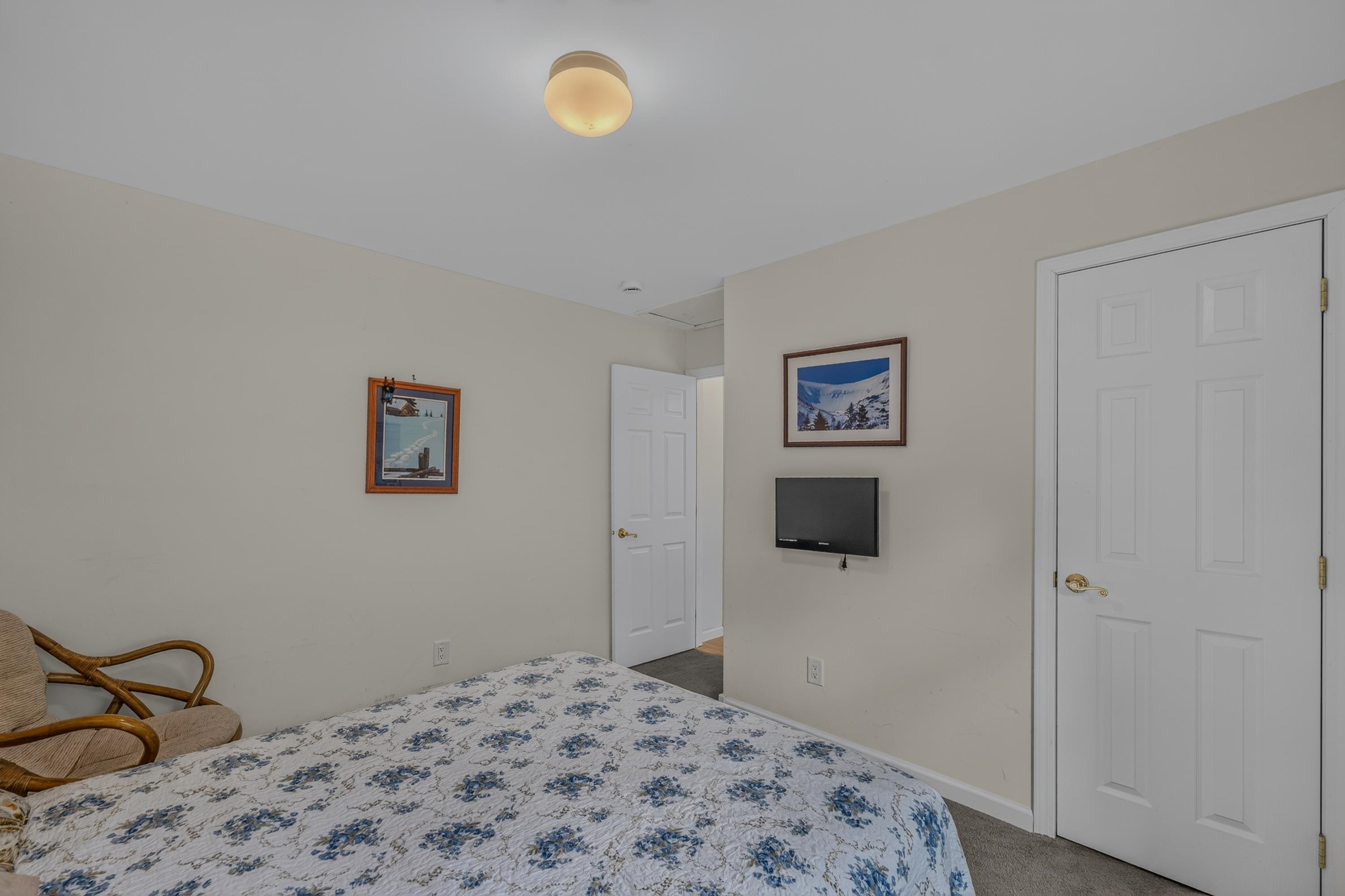 159 James Street Bethlehem, NH 03574 - Photo 24 of 46 Gallery Image 24