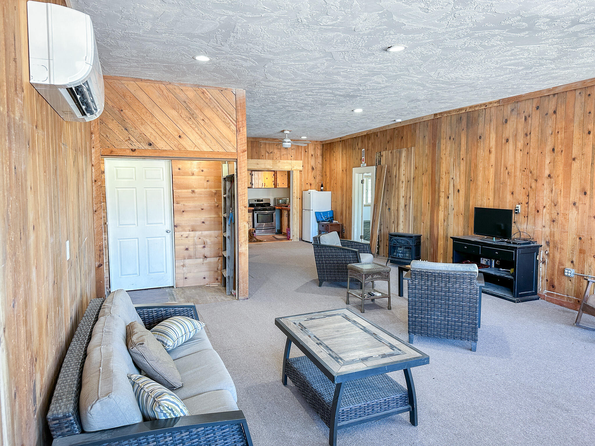 102 Jones Street Crescent, OR 97733 - Photo 21 of 34