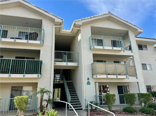 $164,000 | 3550 Bay Sands Drive, Unit 1005, Laughlin, NV 89029