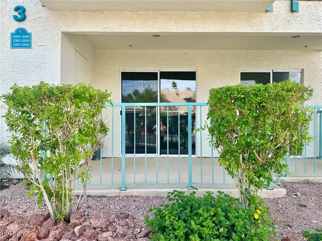 $164,000 | 3550 Bay Sands Drive, Unit 1005, Laughlin, NV 89029
