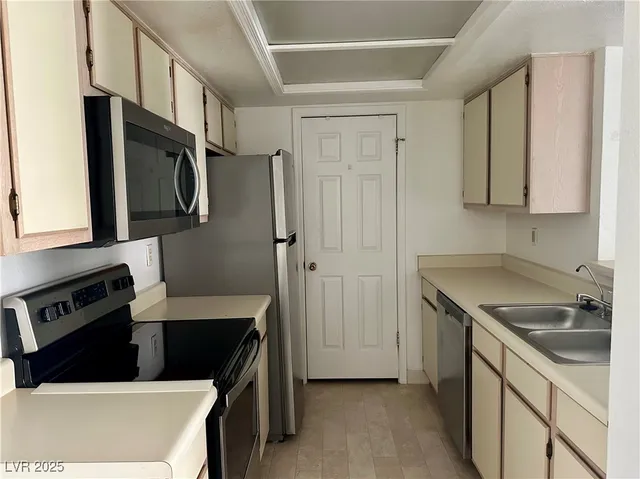 $164,000 | 3550 Bay Sands Drive, Unit 1005, Laughlin, NV 89029