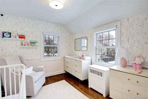 $850,000 | 178 Carlton Terrace, Garden City, NY 11530