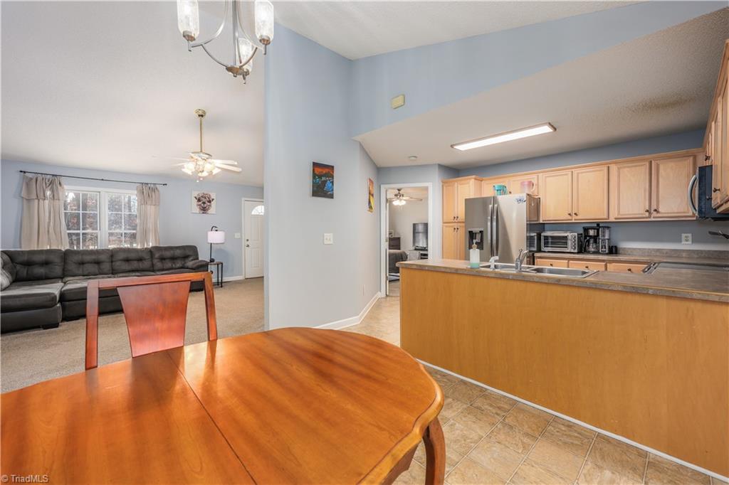 830 Country Place Road Asheboro, NC 27203 - Photo 13 of 49