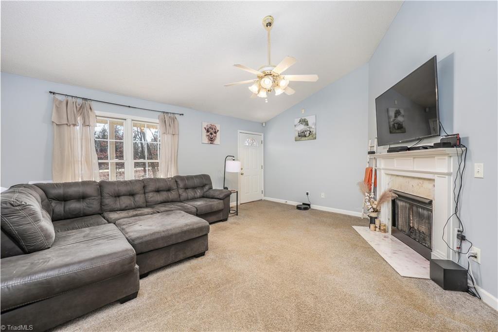 830 Country Place Road Asheboro, NC 27203 - Photo 17 of 49