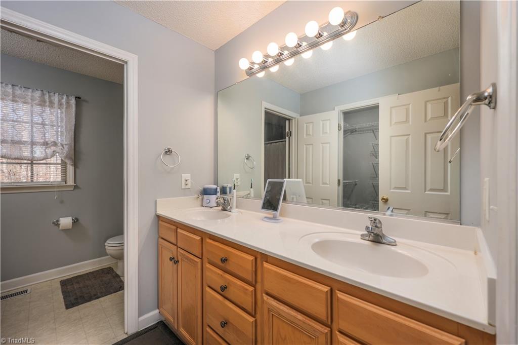 830 Country Place Road Asheboro, NC 27203 - Photo 22 of 49