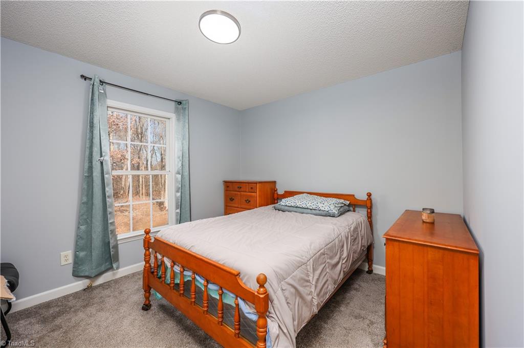 830 Country Place Road Asheboro, NC 27203 - Photo 28 of 49