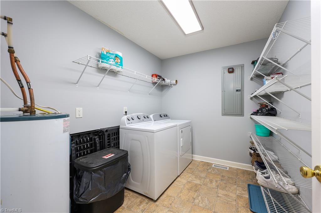 830 Country Place Road Asheboro, NC 27203 - Photo 29 of 49