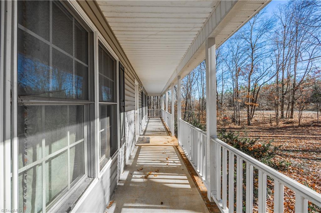 830 Country Place Road Asheboro, NC 27203 - Photo 6 of 49