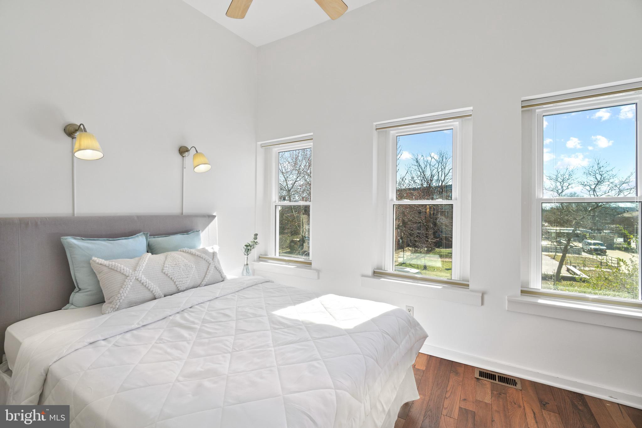 1408 G Street Southeast Washington, DC 20003 - Photo 15 of 28