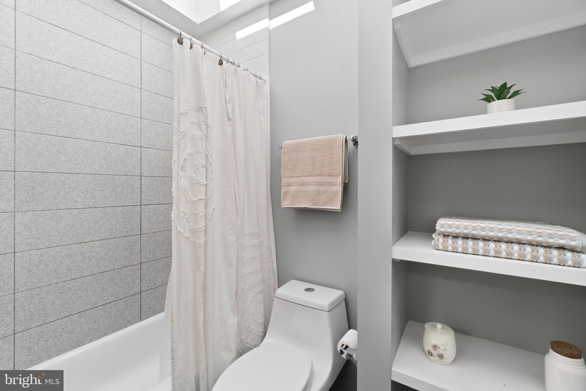 1408 G Street Southeast Washington, DC 20003 - Photo 19 of 28