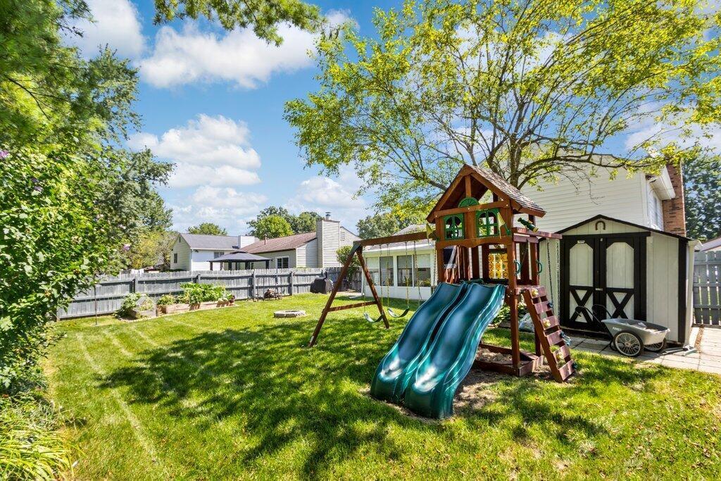 8189 Longhorn Road Powell, OH 43065 - Photo 23 of 24 BACKYARD