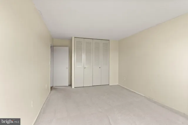 $355,000 | 1225 Martha Custis Drive, Unit 819, Alexandria, VA 22302