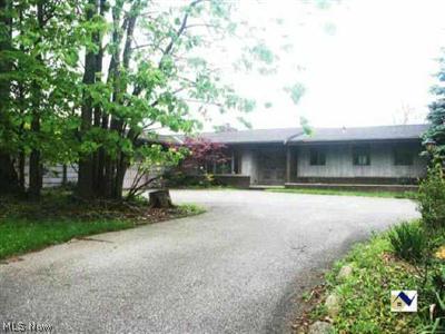 2830 Medfield Road Cleveland, OH 44124 - Photo 1 of 1 Gallery Image 1