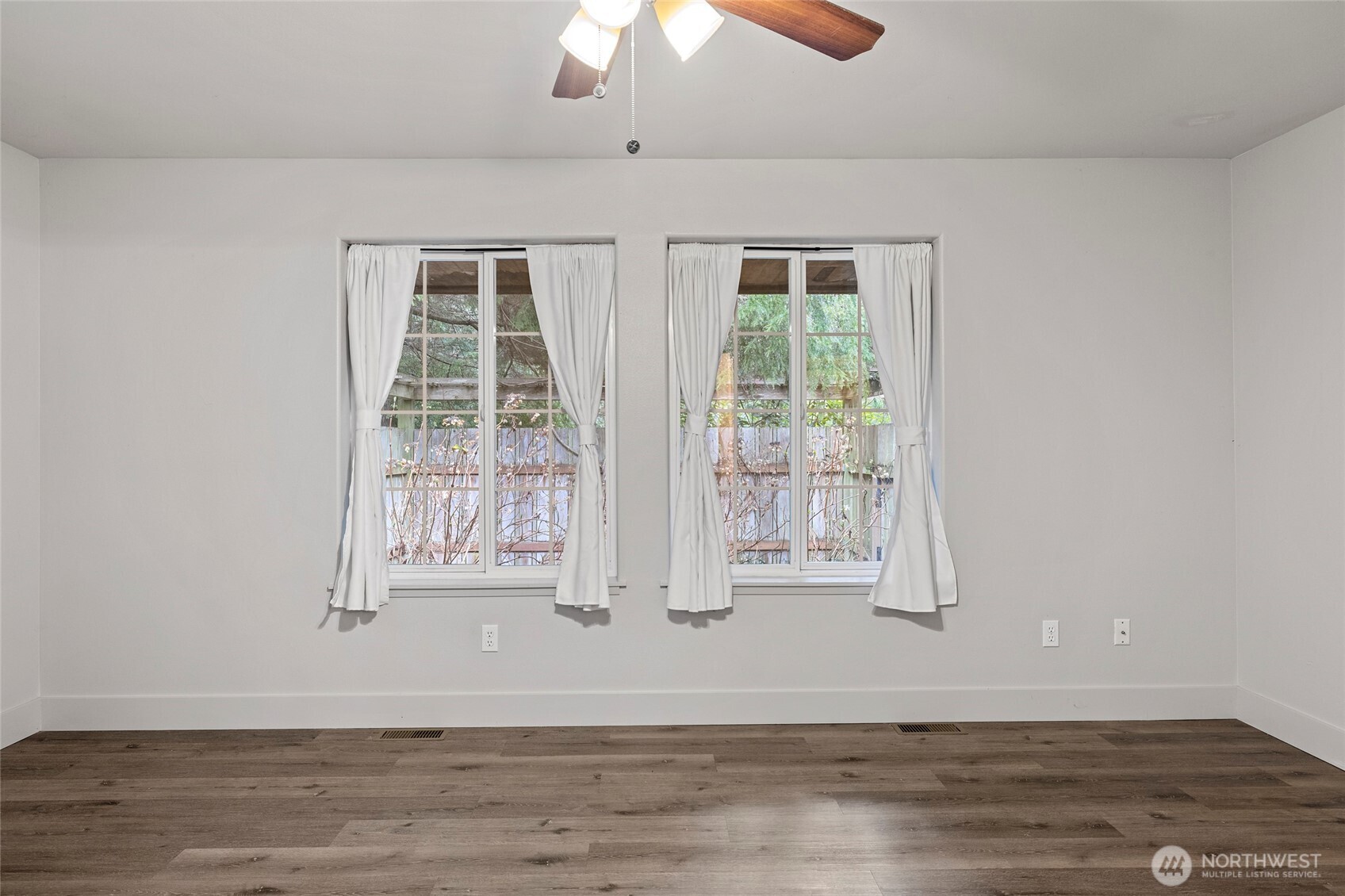 4311 Meander Lane Langley, WA 98260 - Photo 7 of 39