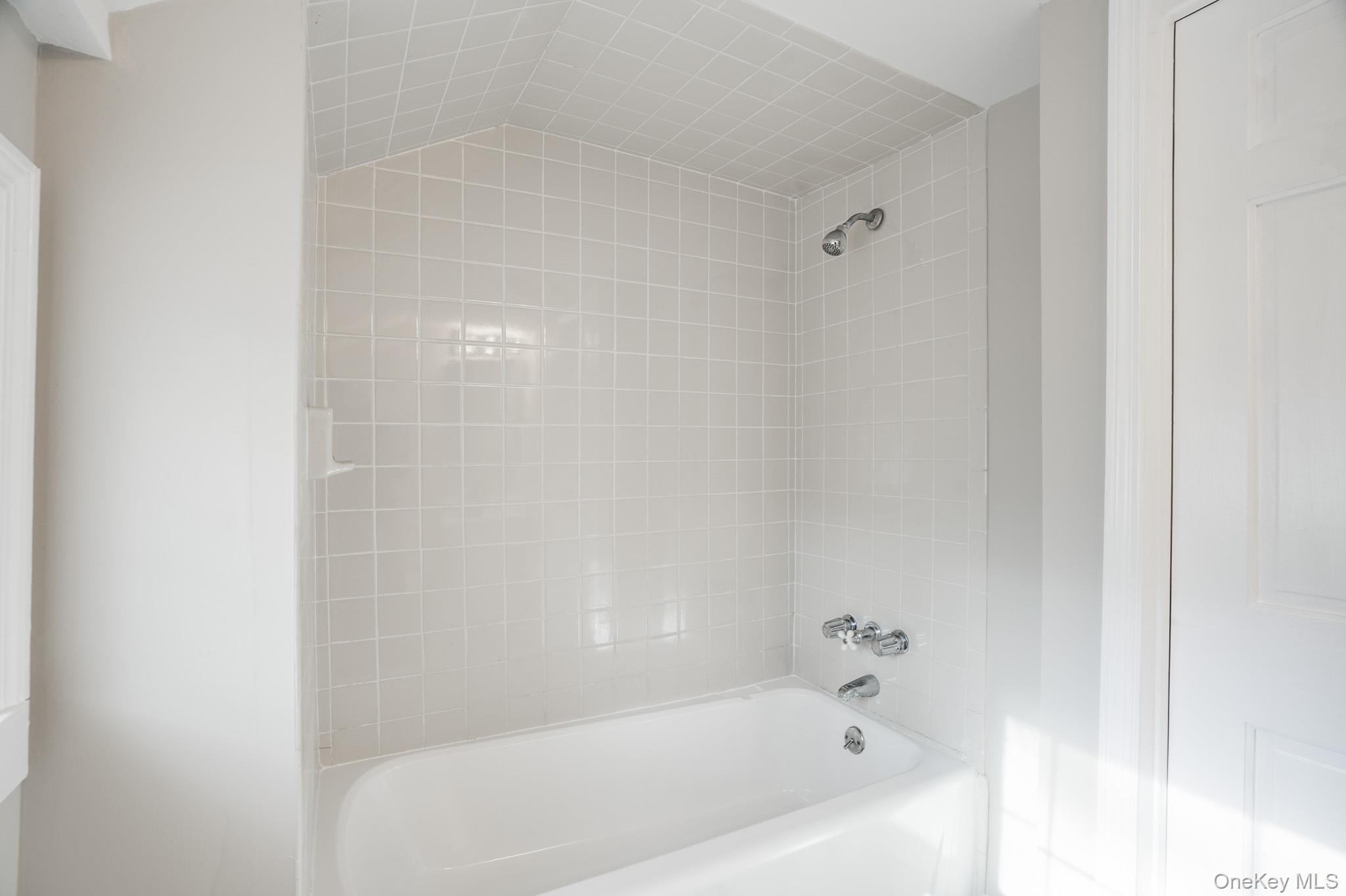 14 Old Rte 55 Pawling, NY 12564 - Photo 11 of 27 Full bath featuring shower / bathtub combination