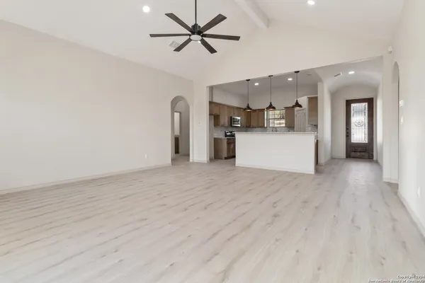 $2,500 | 571 Deep Water Drive, Spring Branch, TX 78070