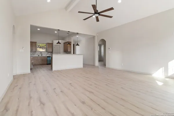 $2,500 | 571 Deep Water Drive, Spring Branch, TX 78070