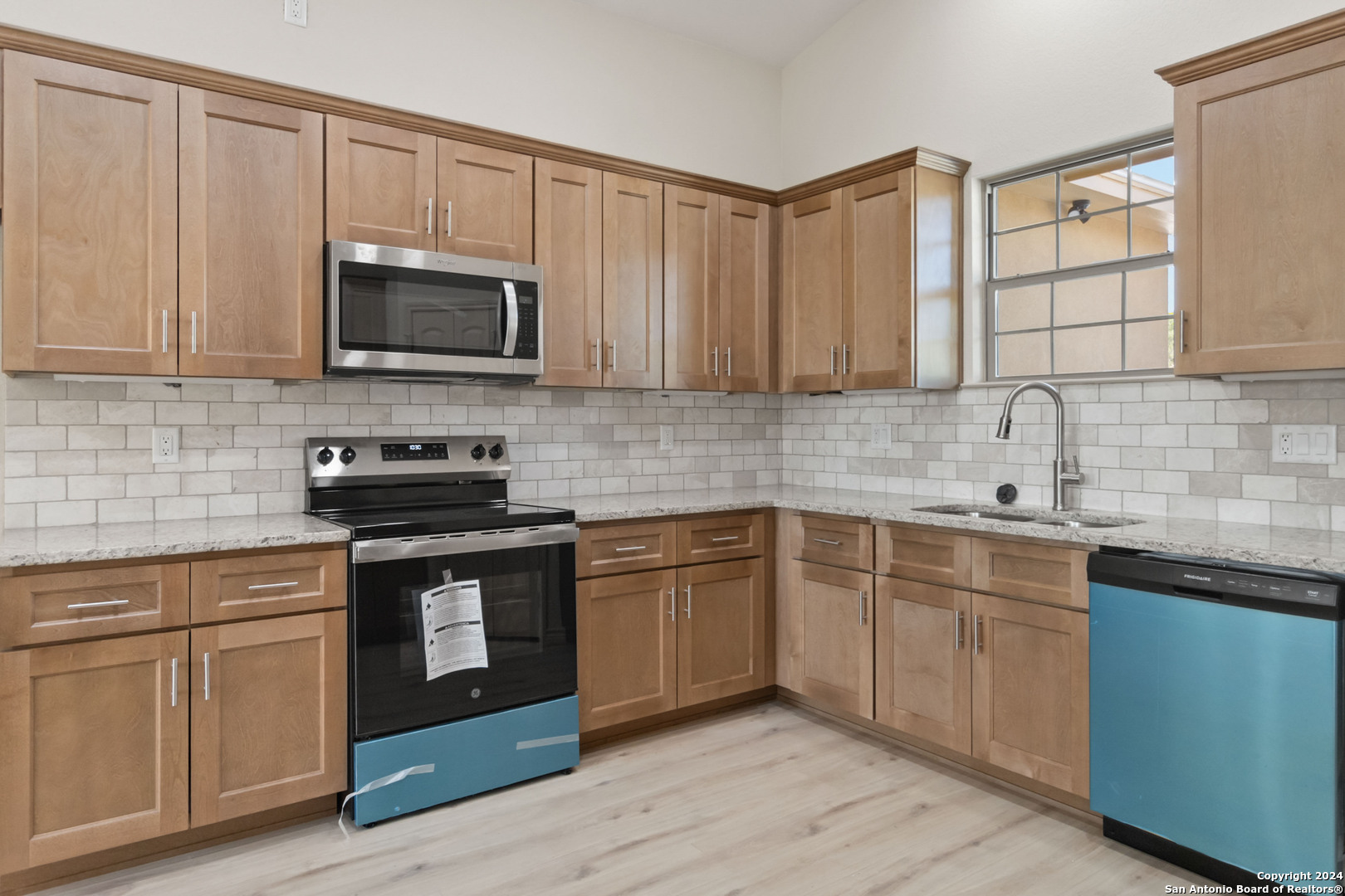 571 Deep Water Drive Spring Branch, TX 78070 - Photo 6 of 21