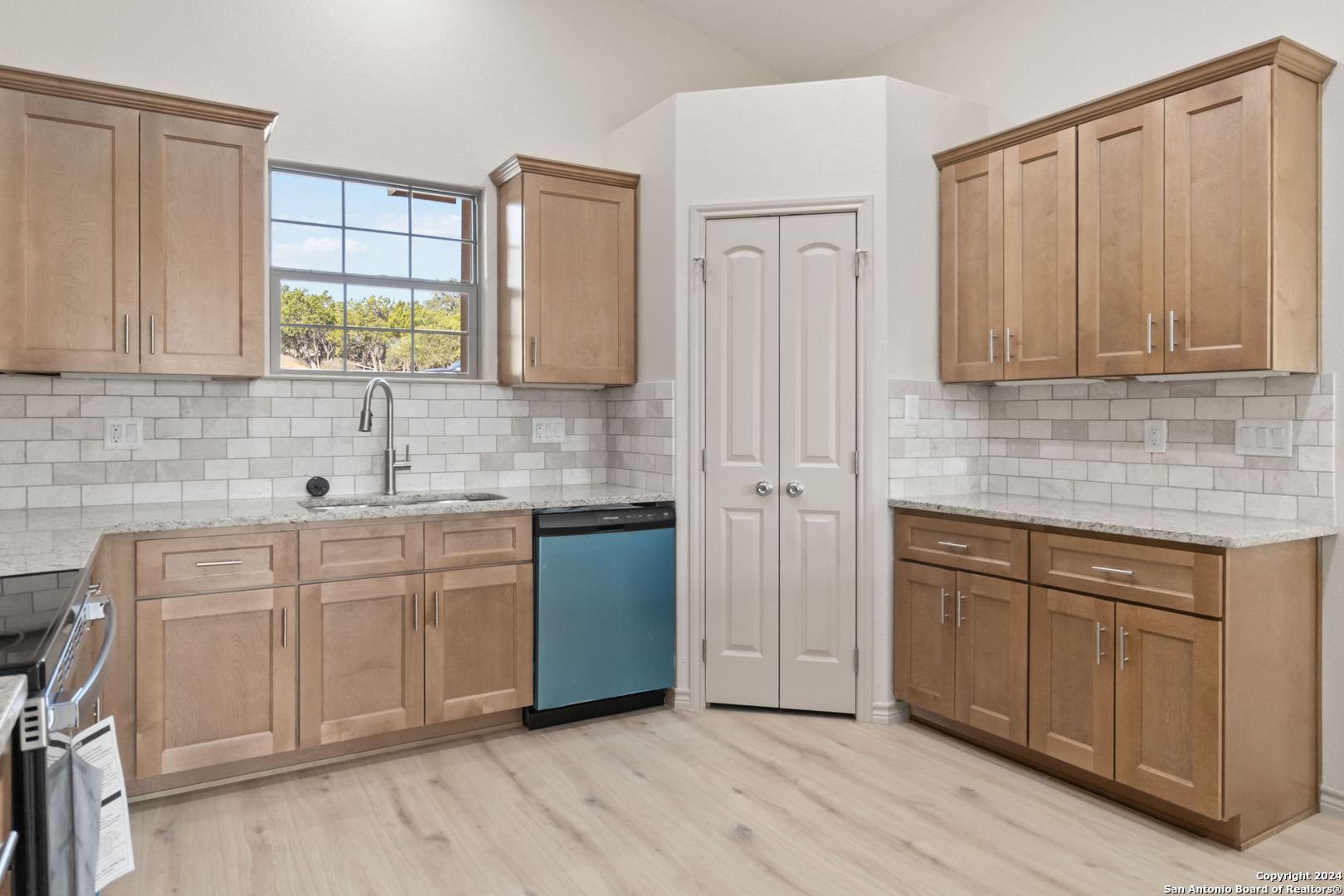 571 Deep Water Drive Spring Branch, TX 78070 - Photo 7 of 21