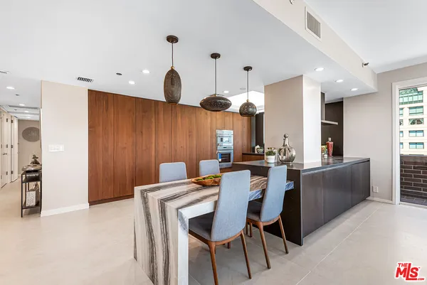 $9,000 | 10550 Wilshire Boulevard, Unit 1204, Los Angeles, CA 90024